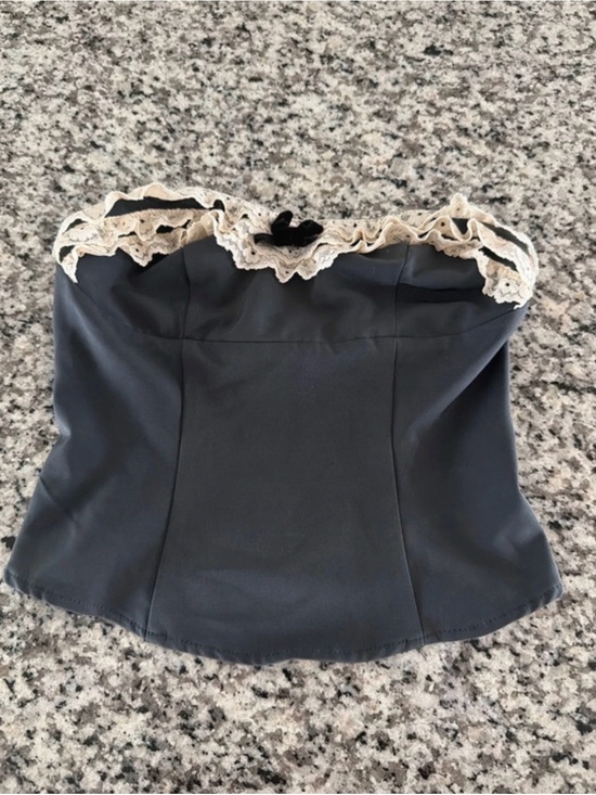 Kimchi Blue Tops - Strapless Black Tube Top with Cream Lace Trim